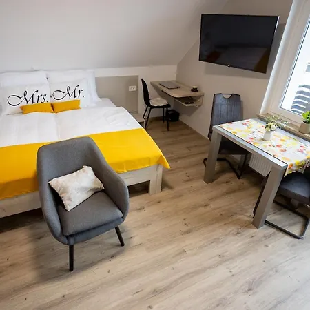 Apartmaji Pr Smolet Skofja Loka Exterior photo